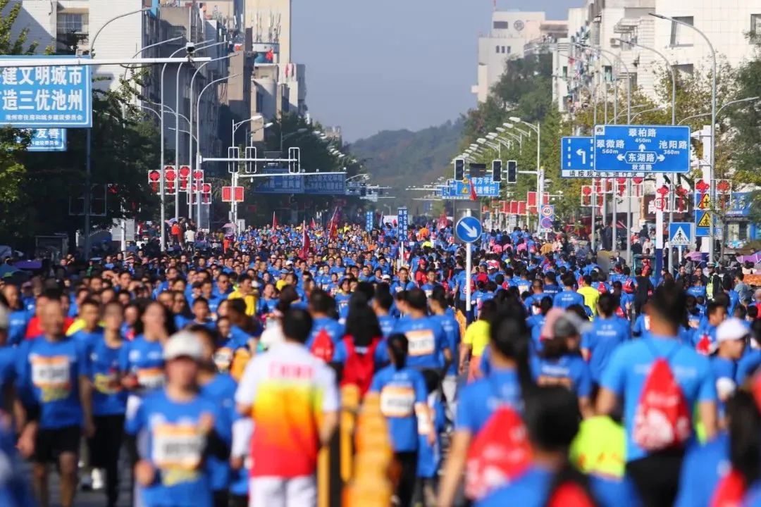 练练三分？范德彪：去年夏天做了好几次手术 今年终于能好好练球